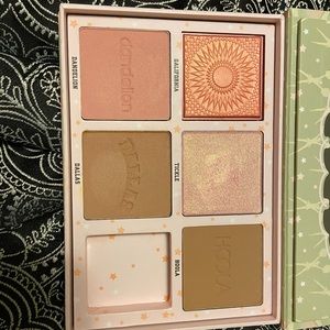 Benefit Cheekleaders Pink Squad Cheek Palette